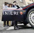 Uomo accoltellato in casa