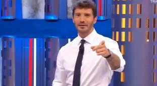 Affari Tuoi, clamoroso: "Lui il co-conduttore", chi vogliono affiancare a Stefano De Martino