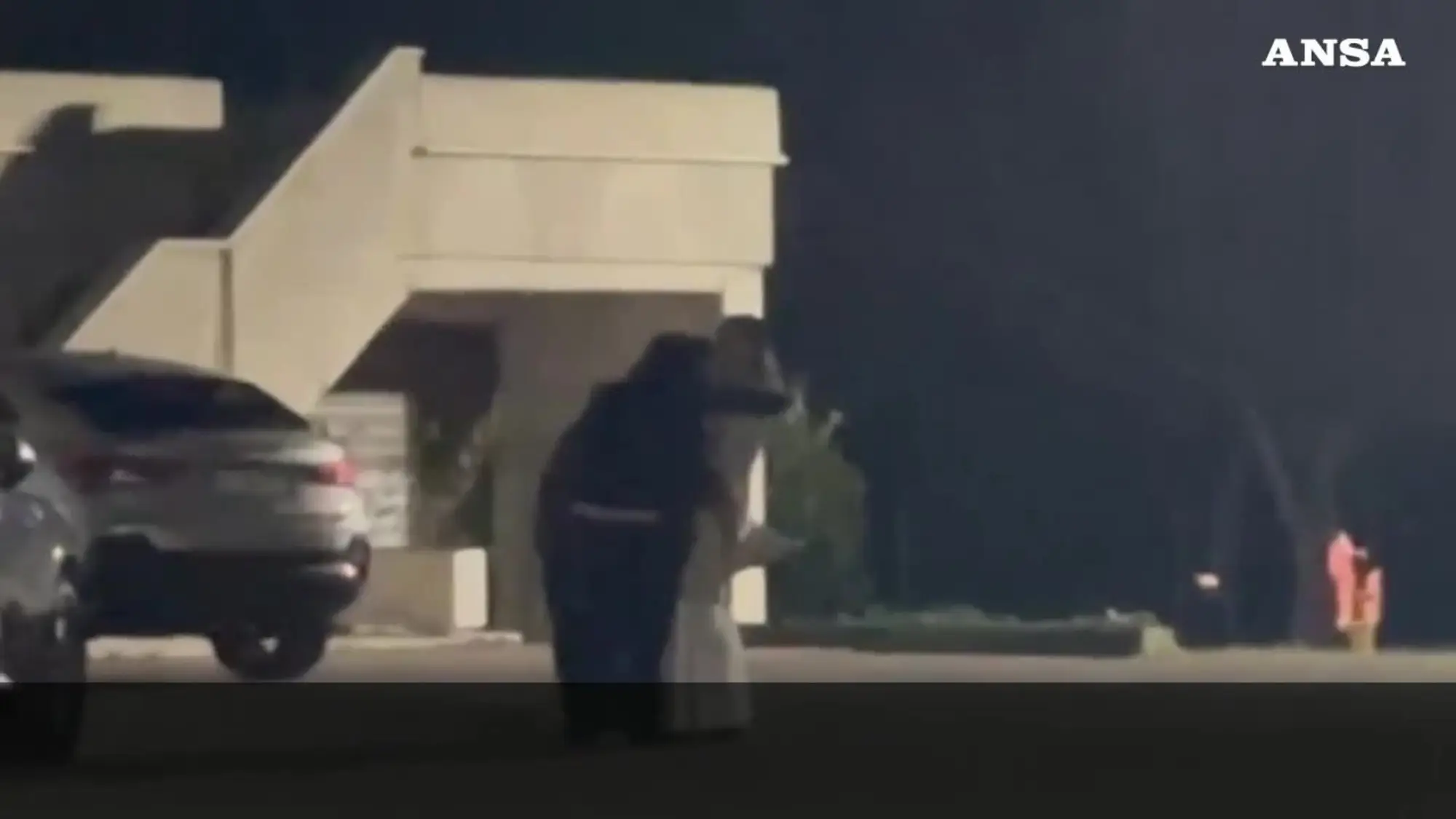 Famiglia nel bosco, nel video il momento in cui Catherine viene allontanata: "Dai bimbi urla strazianti"