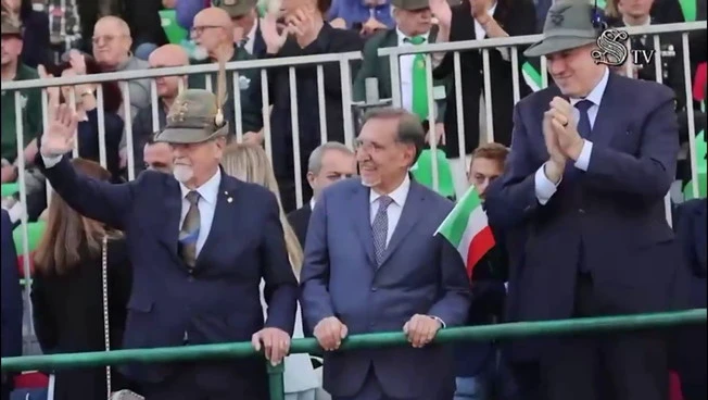 La Russa a Biella all'adunata degli Alpini "Esempio per tutti"