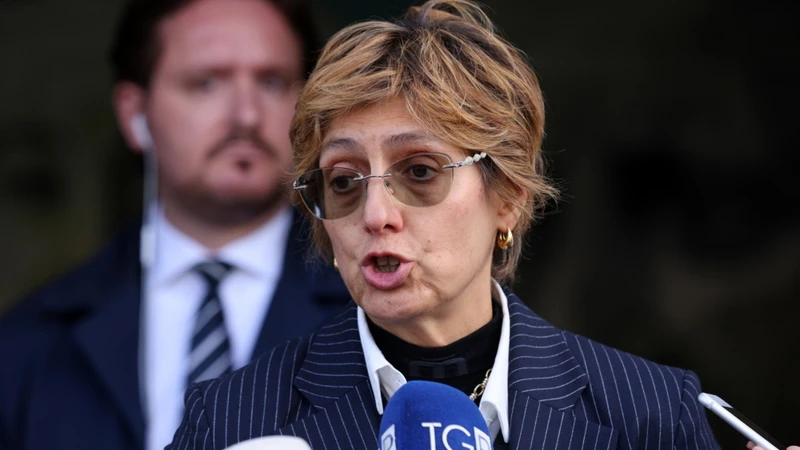https://media.liberoquotidiano.it/CEiVEq-m_WfQaad5csZDjeTEvCwG-OUDZRpEUY0ZMw8/width:800/quality:90/aW1hZ2VzLzIwMjYvMDgvMjAvMDc0NzI1NjU1LTllMTAwM2IwLWZmZGEtNGU5ZC1iYWQ1LWMzZmJmYWVhOWNiZC5qcGc.webp