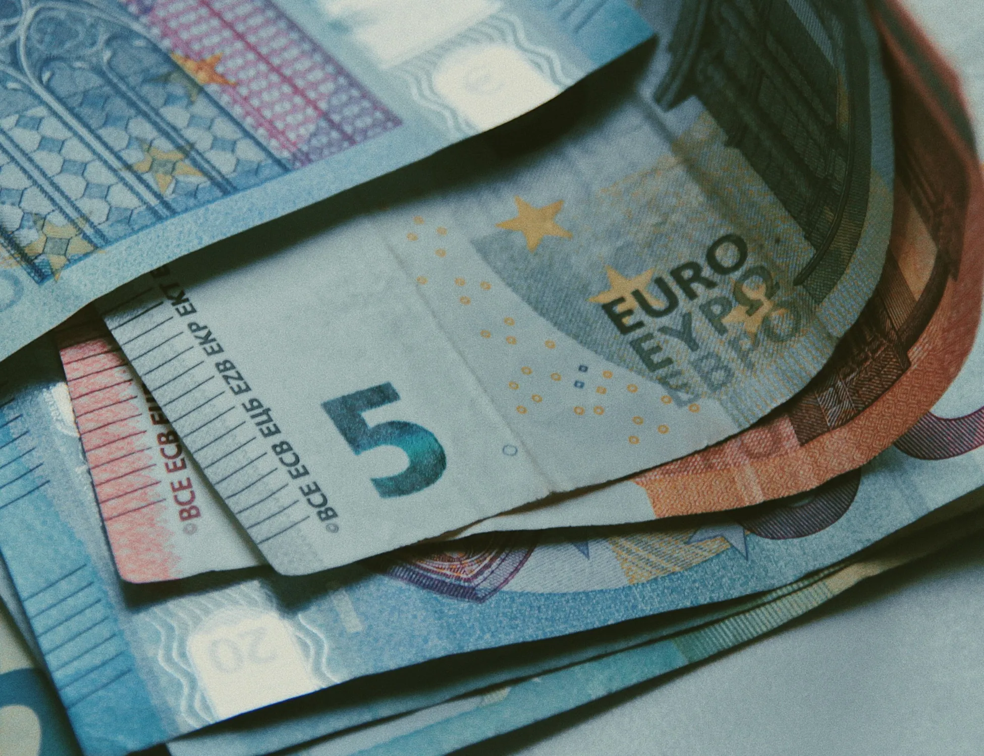 Leggi l'articolo: Pensioni, arriva il bonus Natale: quant'è e chi può ottenerlo