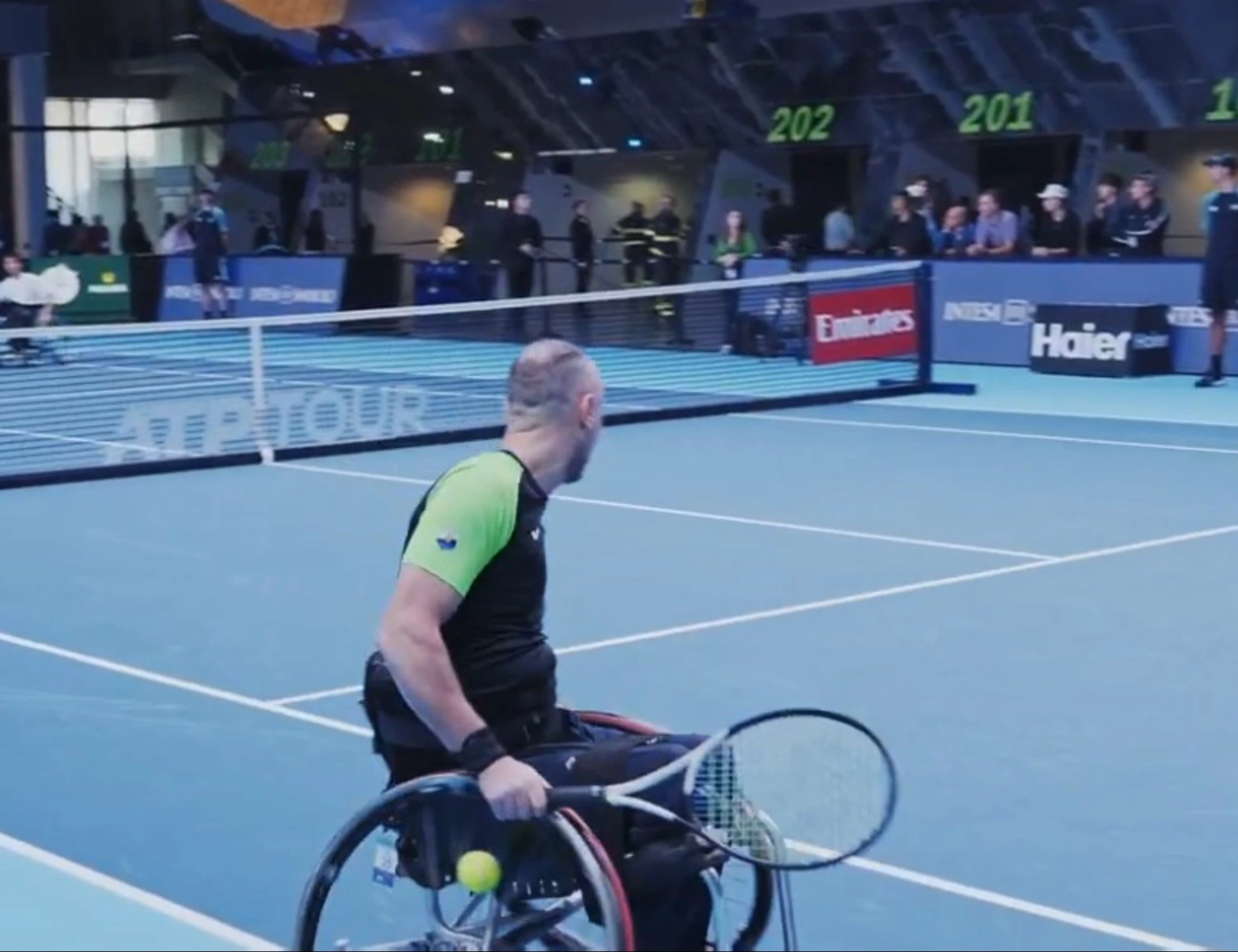 Federazione Italiana Tennis e Padel, all'Inalpi Arena un'esibizione in carrozzina