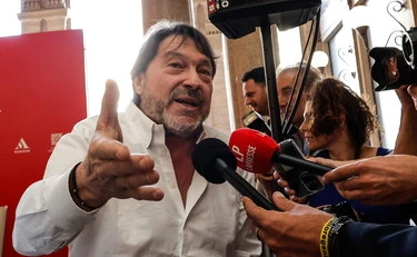Sigfrido Ranucci sfrutta la morte di Francesco Guccini per auto-celebrarsi