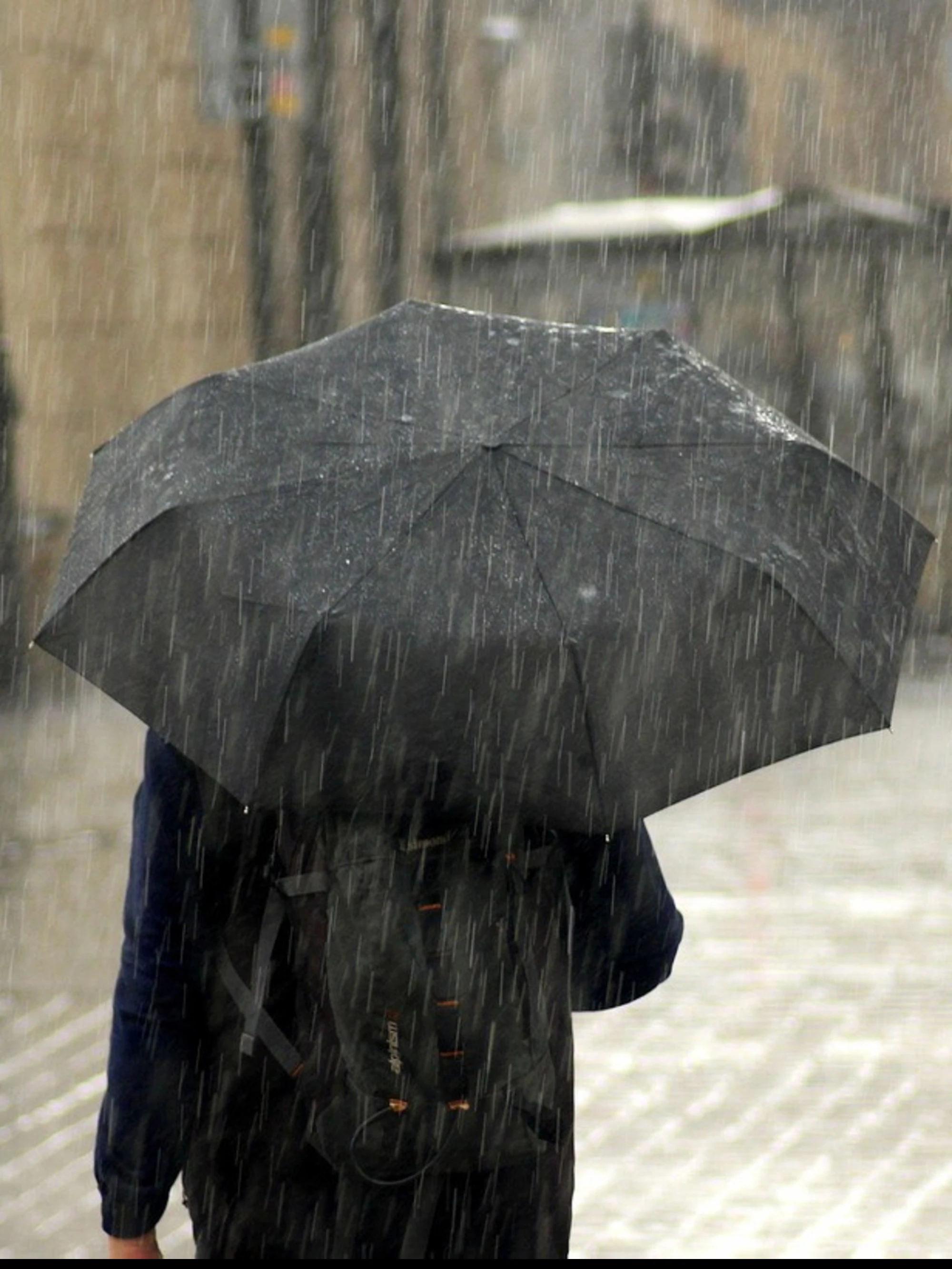 Meteo, Mario Giuliacci: "Una grossa perturbazione". Addio al caldo?