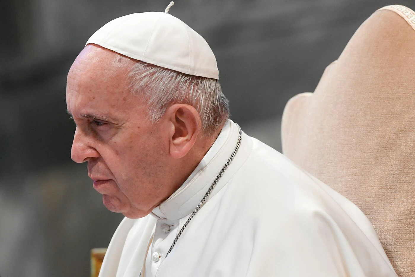 Papa Francesco inchiodato da Filippo Facci: rom, la prova della sua più grande ipocrisia