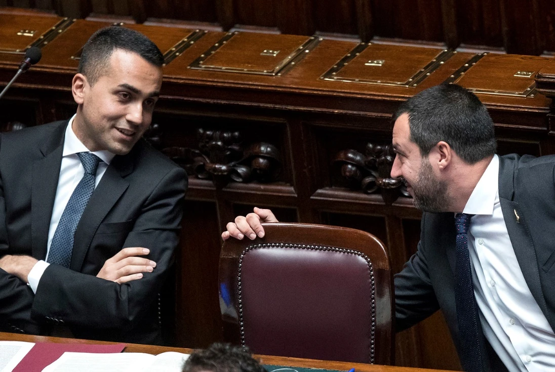 Matteo Salvini ammazza il centrodestra: "Avanti come un treno con Di Maio per cinque anni"