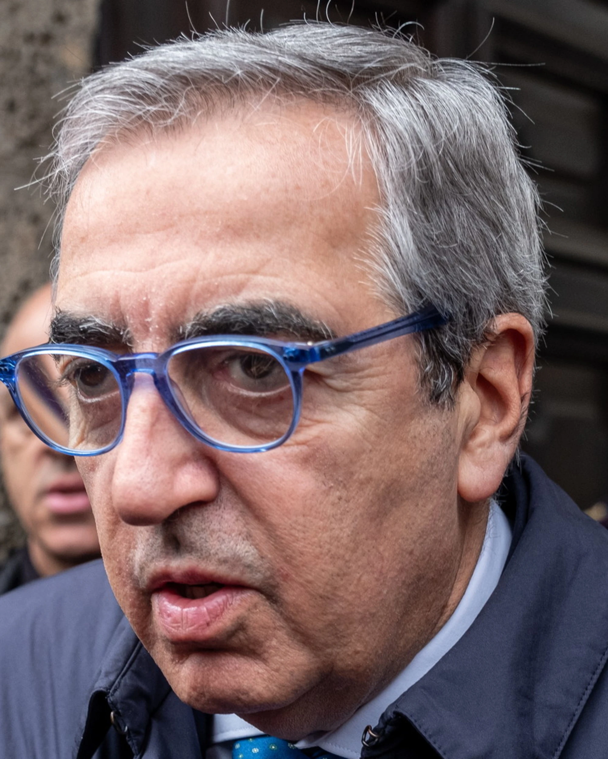 Maurizio Gasparri contro Giuseppe Conte: "Video vergognoso, un'ombra inquietante"
