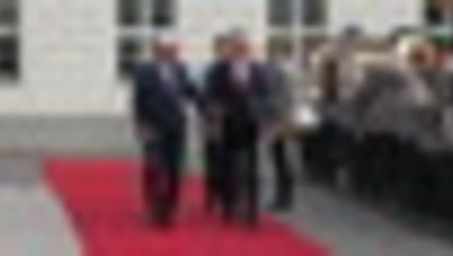 https://media.liberoquotidiano.it/CJ0567P9HeZQ4F7jkQYsxYic16x2ASpwEqTnV9WhvFA/width:800/quality:90/aW1hZ2VzLzIwMjUvMDkvMTYvMDk0NDMxMzI0LTYzNTRlMmNiLWIzNWUtNGQ4NC1hN2IzLTJhMzQ1Y2M3ODJmMS5qcGc.webp