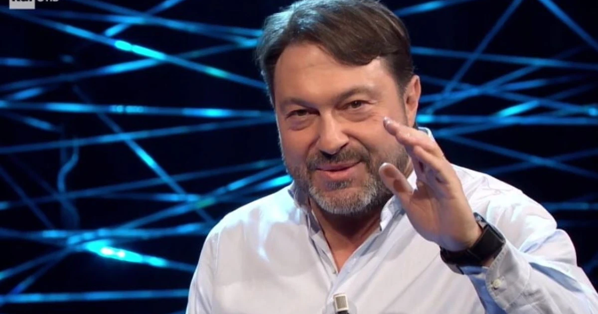 In Onda, Sigfrido Ranucci ridimensionato da Ilaria Capua: "Basta teorie complottiste"