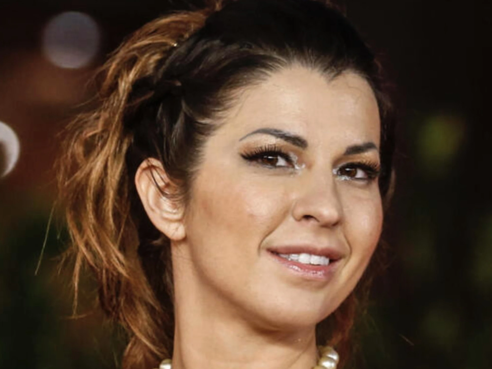 "Ho una storia con Piantedosi". Schlein s'indigna