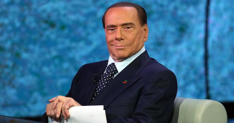 Silvio Berlusconi e Mediaset, la telefonata in prima persona: palinsesto, voci clamorose prima del voto