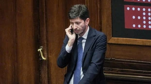 Covid, contagi in aumento? Sechi: "Chi cerca la lotta biopolitica"