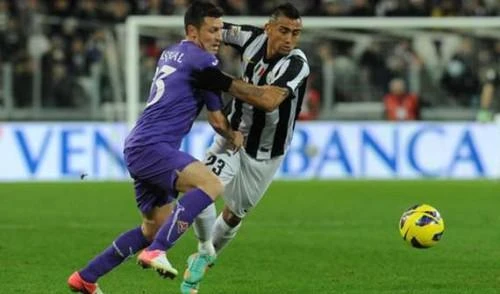 Serie A, Fiorentina-Juventus 4-2tripletta di Rossi, la Roma fugge