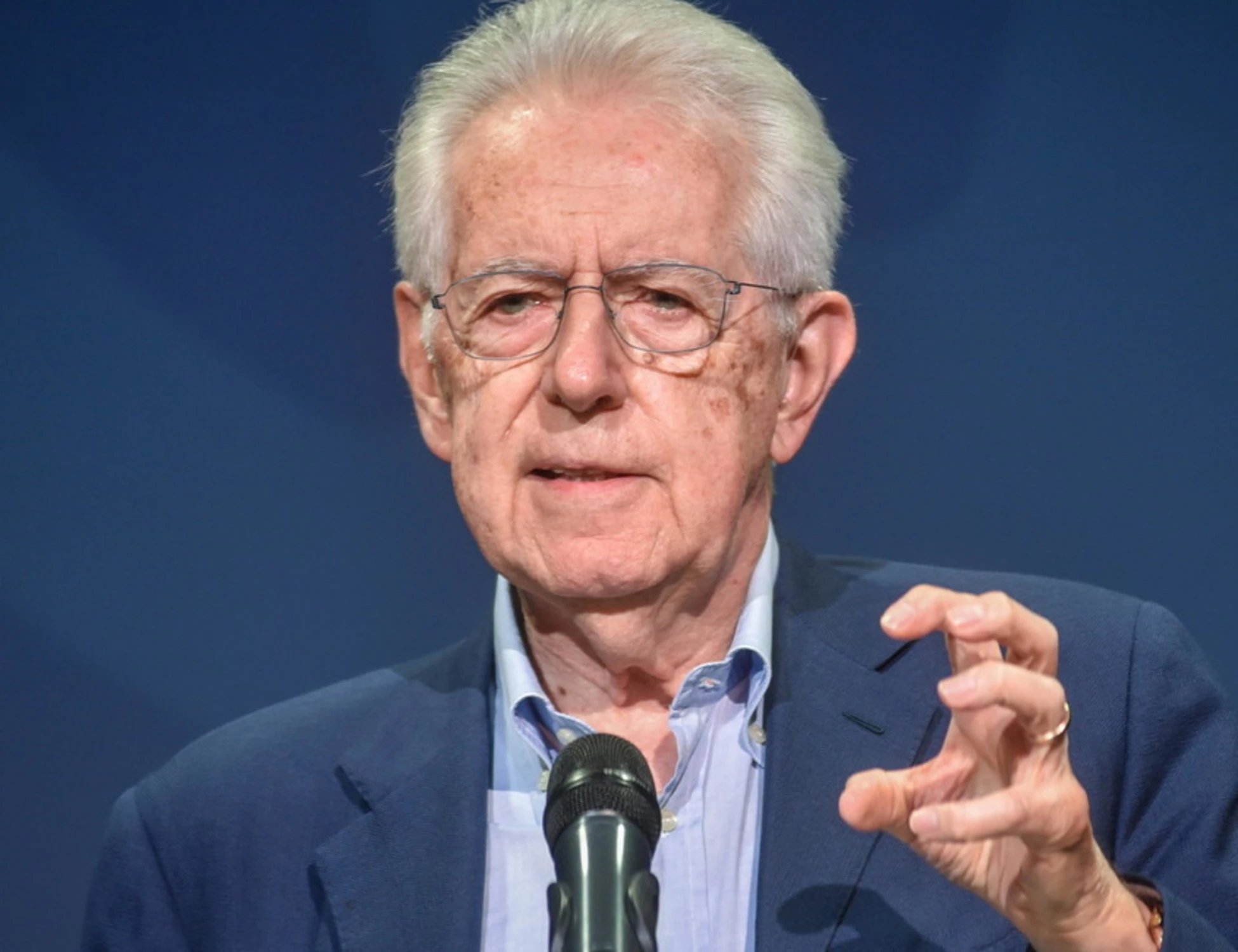 Cernobbio, Mario Monti: "La mia sola richiesta". Trappolone a Vannacci?