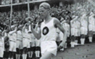 CosÃ¬ novant'anni fa i tedofori inventarono la torcia olimpica