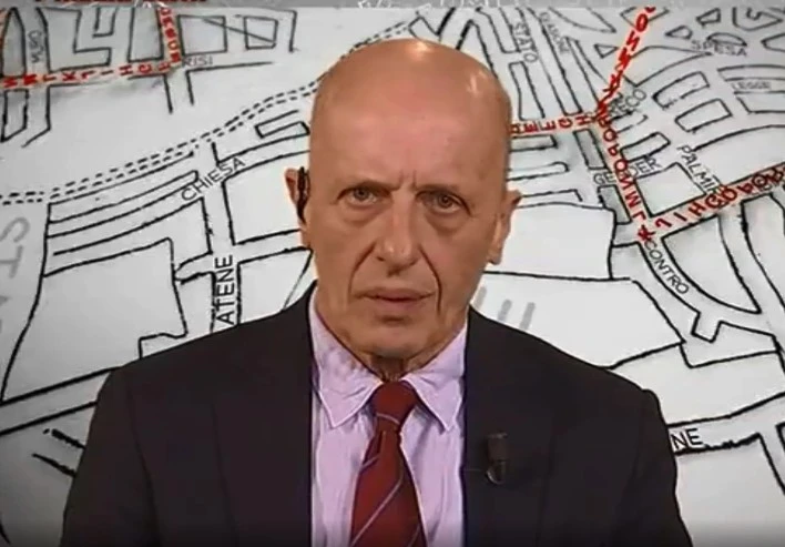 Alessandro Sallusti a valanga sul ragazzino eroe dell'autobus: "Caro Ramy, ecco cosa non hai capito"