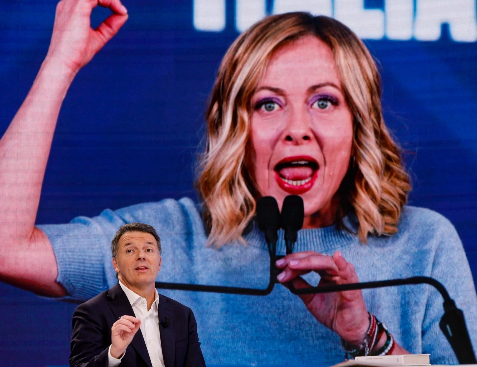 Abolizione bollo auto, Meloni spiana Renzi: "Hai scoperto la differenza tra annunciare e realizzare"