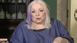 Maria Giovanna Maglie e Tridico: "Lo stipendio dovrebbe essere di 250mila euro, ma il presidente dovrebbe esserne degno"