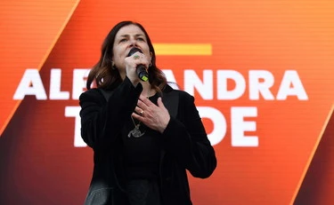 Alessandra Todde, la picconata: "Il M5s vede il sondaggio ed esulta"