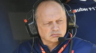 Ferrari e Leclerc, Vasseur raggelante: "Cosa non ci aspettavamo"