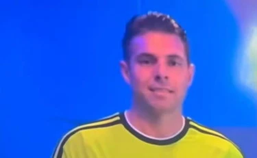 Mondiali 2026, delirio sinistra: "Saluto suprematista dell'arbitro Shaun Evans"