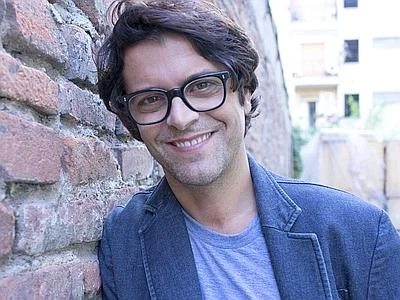 Bersani sorpassa Madonna: subito primo in hit parade. Vanoni new entry