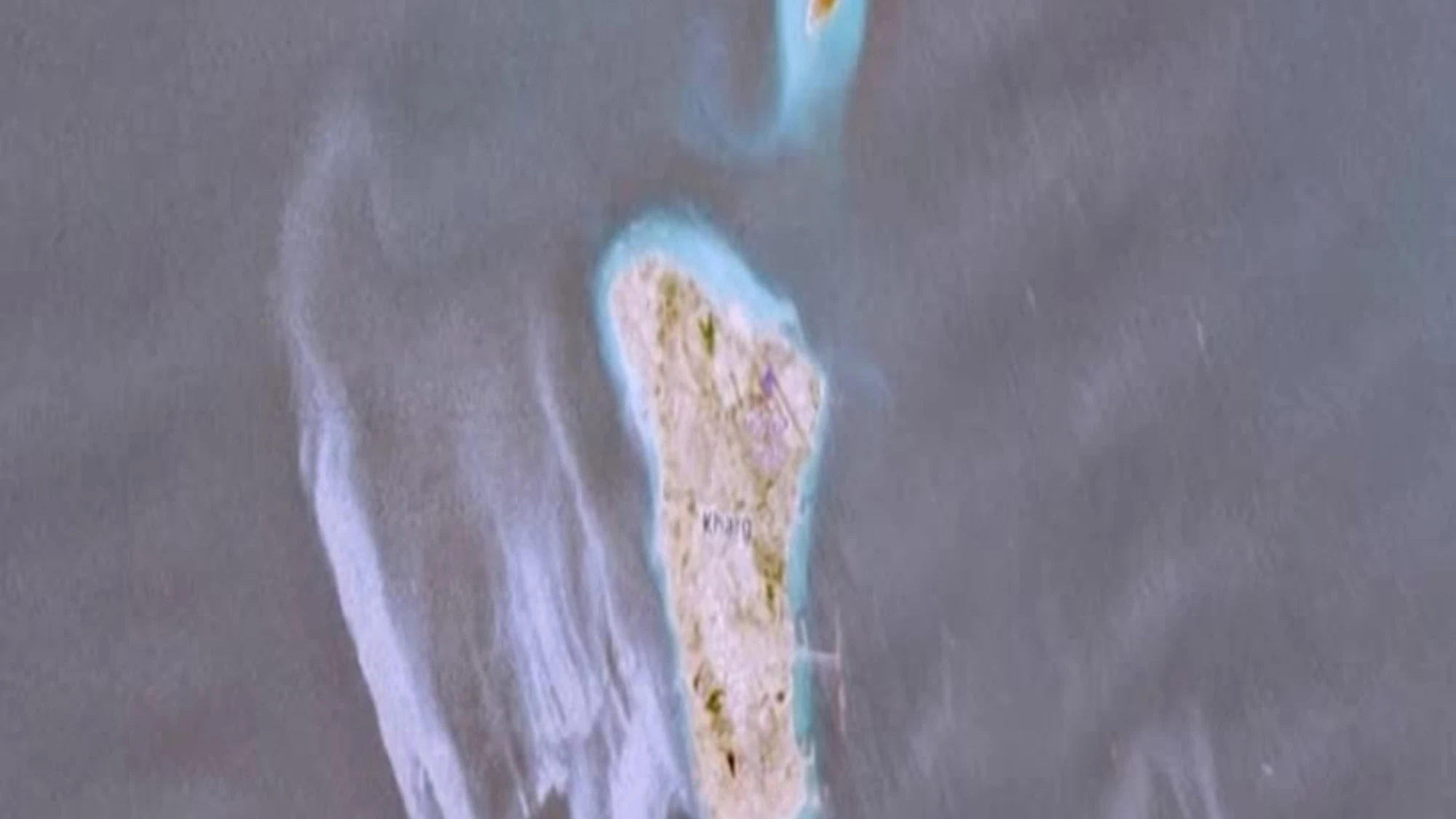 Isola di Kharg, le inquietanti immagini satellitari: la chiazza di petrolio