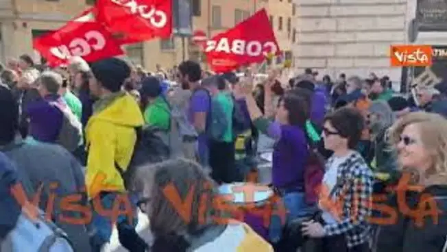 Leggi l'articolo: Tamburi e balli al corteo nazionale No Kings a Roma