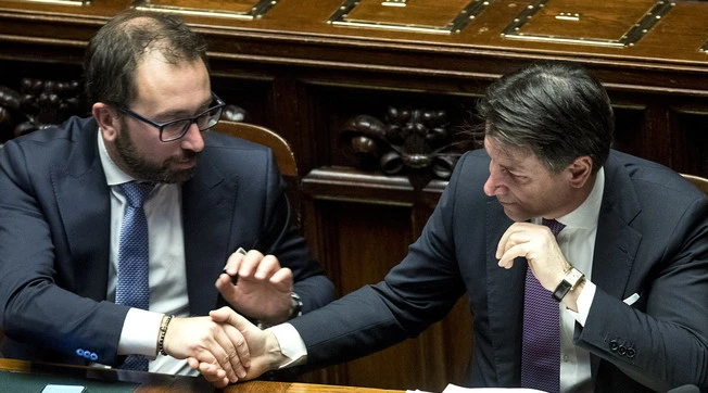 Matteo Renzi e Silvio Berlusconi, il retroscena: IV grazia Bonafede per avere la testa di Conte?