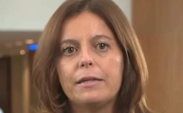 Ilaria Salis, "pignorato il conto corrente". Quanti soldi portano via all'eurodeputata Avs