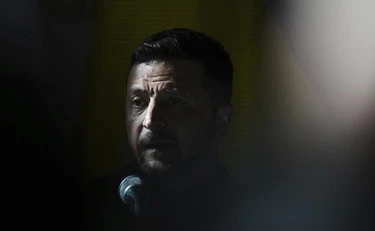 Zelensky inchioda Putin: "Giovedì in Turchia, basta scuse"