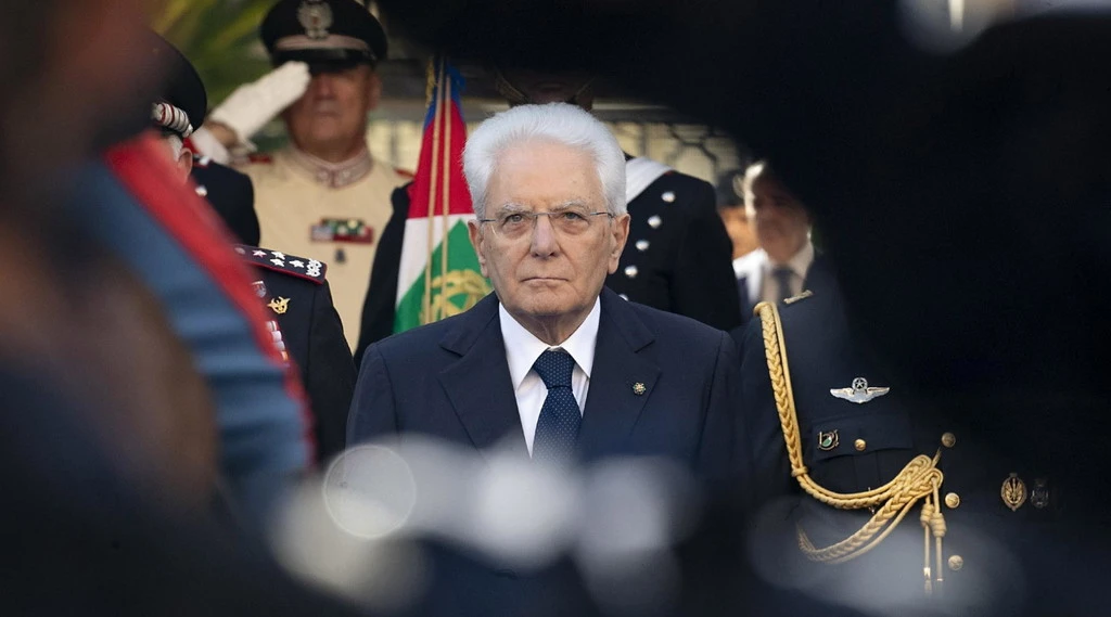 Mattarella chiama il papà di Ilaria Salis
