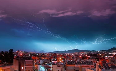Meteo, crollo di 5 gradi delle temperature: ecco quando arriva il ribaltone