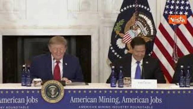 Siparietto al Dipartimento di Stato, Trump a Rubio: Bello quel quadro, me lo porto via