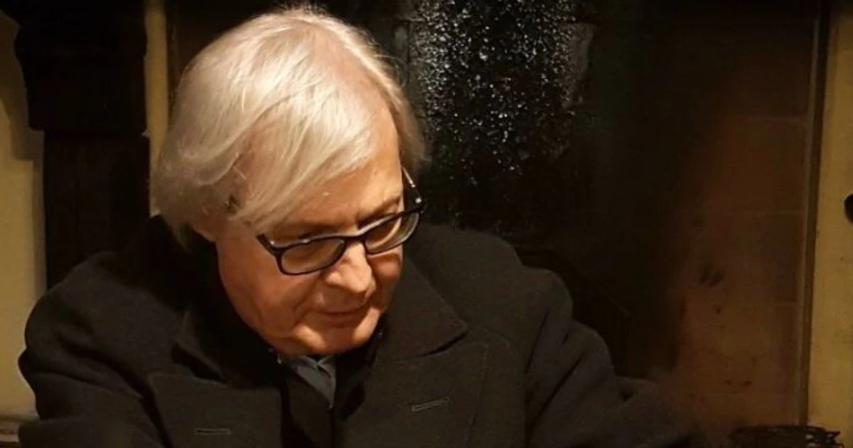 Vittorio Sgarbi, lotta al coronavirus: "Conta la prevenzione...", rimedio "pane e salame" contro il contagio