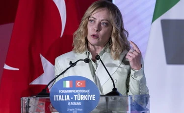 Giorgia Meloni, la tedesca Welt la celebra: la sinistra in tilt