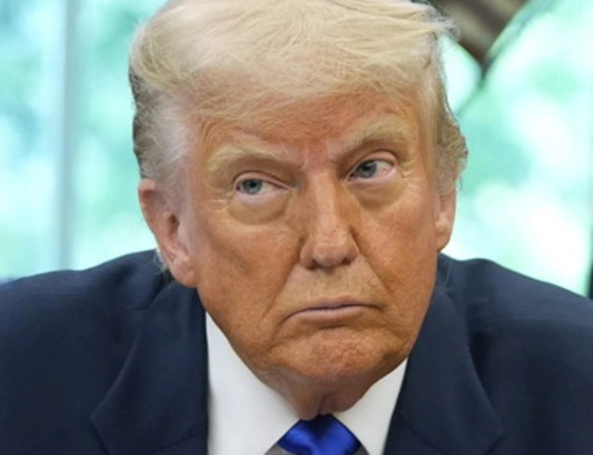 Trump, "Houthi capitolati": stop ai bombardamenti Usa