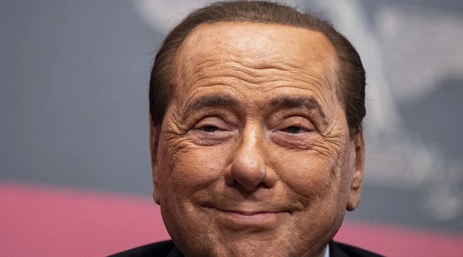 Sondaggio di Fabrizio Masia, balzo nella fiducia in Silvio Berlusconi: effetto-Draghi, gode anche Conte