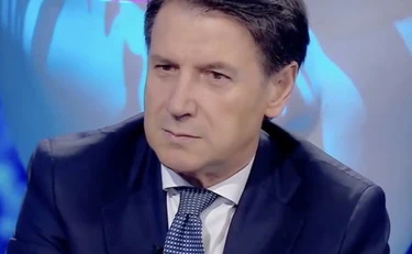 Giuseppe Conte: "Sono stato operato d’urgenza al Gemelli"