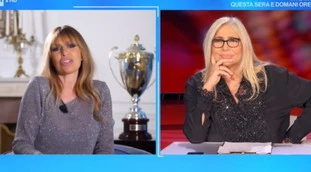 Domenica In, terminato Ballando con le Stelle Alessandra Mussolini svela le sue preoccupazioni: "Tra l'ansia e il covid..."