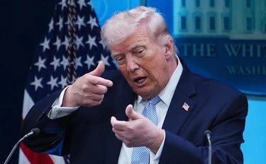 Il linguaggio di Trump e il bon ton jihadista