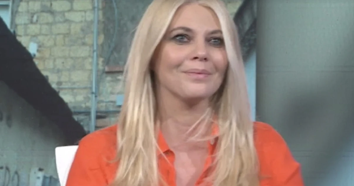 Storie Italiane, Eleonora Daniele: “A vedervi così…”, non trattiene le lacrime e cala il silenzio sullo studio