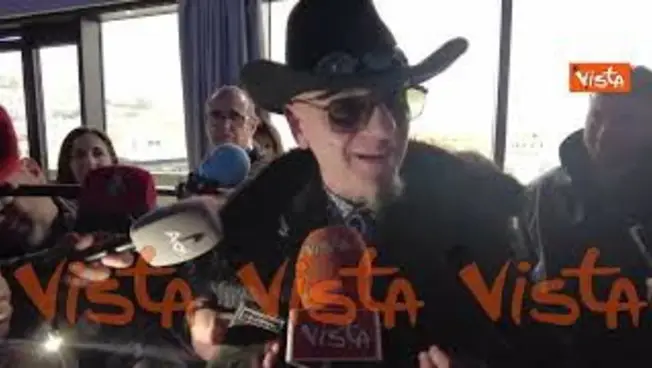 Leggi l'articolo: J-Ax: La destra faccia la destra veramente, cosa dobbiamo fare ce lo dicono gli USA