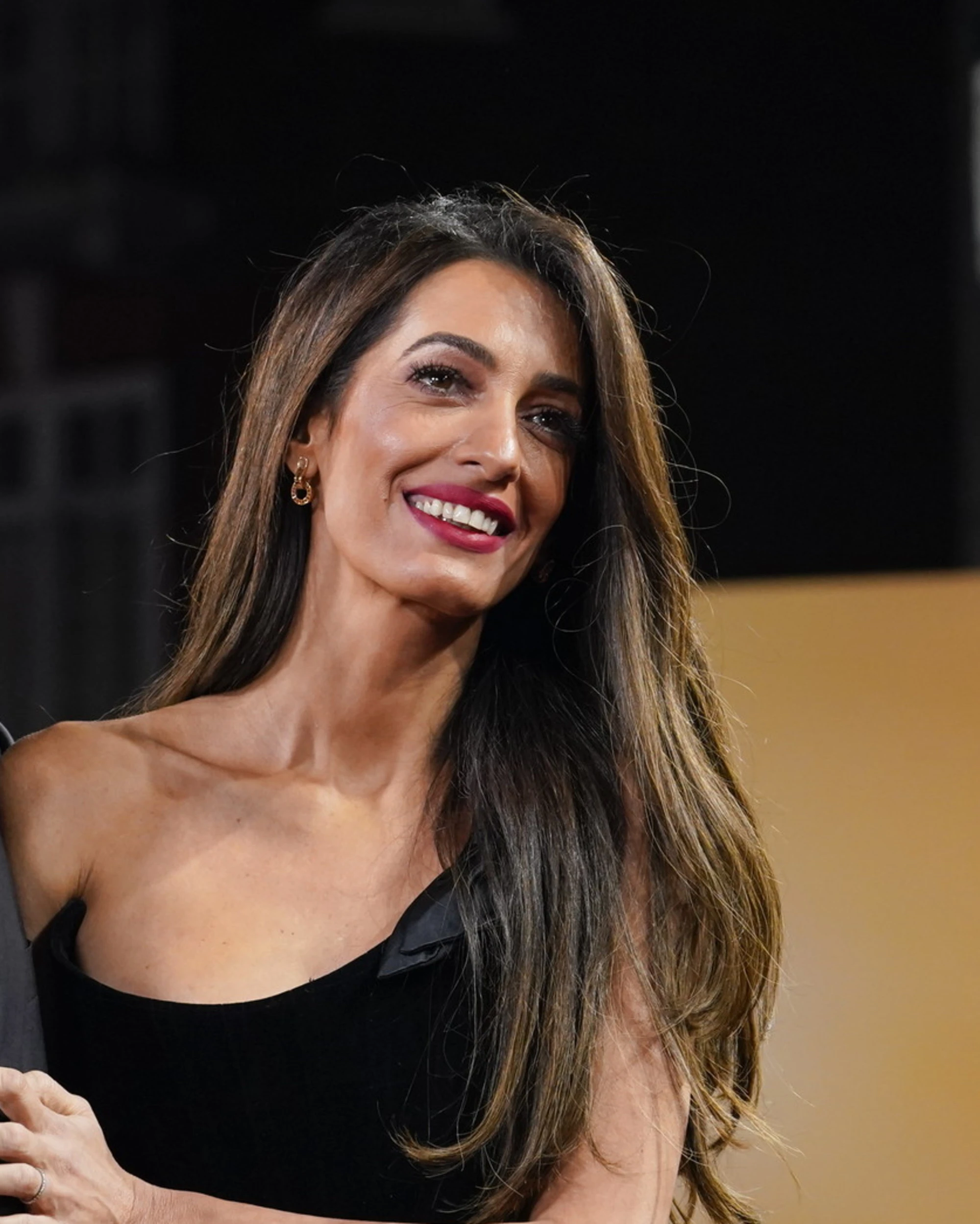 George Clooney, la moglie nel mirino di Trump? Cosa rischia e perché