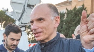 Soumahoro, il Pd sapeva tutto: "Perché non ha fatto nulla"