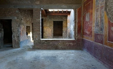 Škotski turist poskušal ukrasti kamenje iz Pompejev za sina