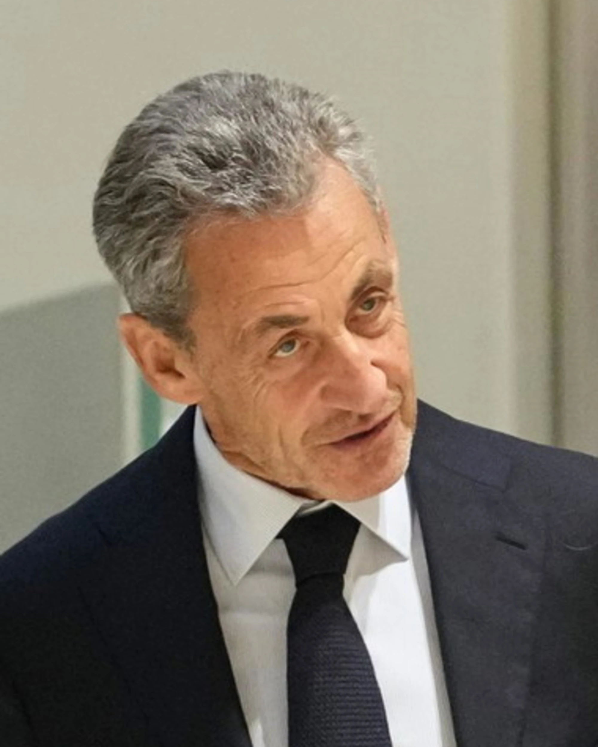 Fondi Gheddafi, Sarkozy condannato a 5 anni per associazione a delinquere