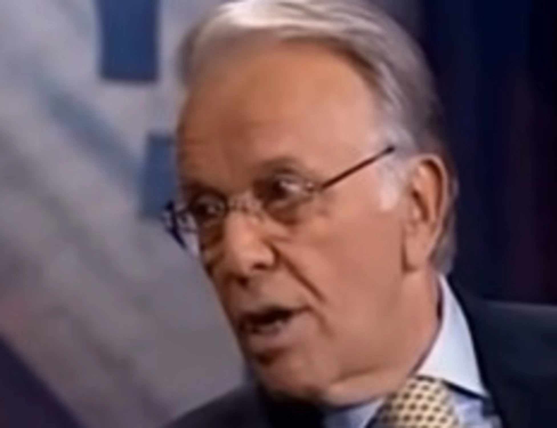 Gianfranco Funari e l'intervista profetica: "L'integralismo islamico sarà una minaccia"