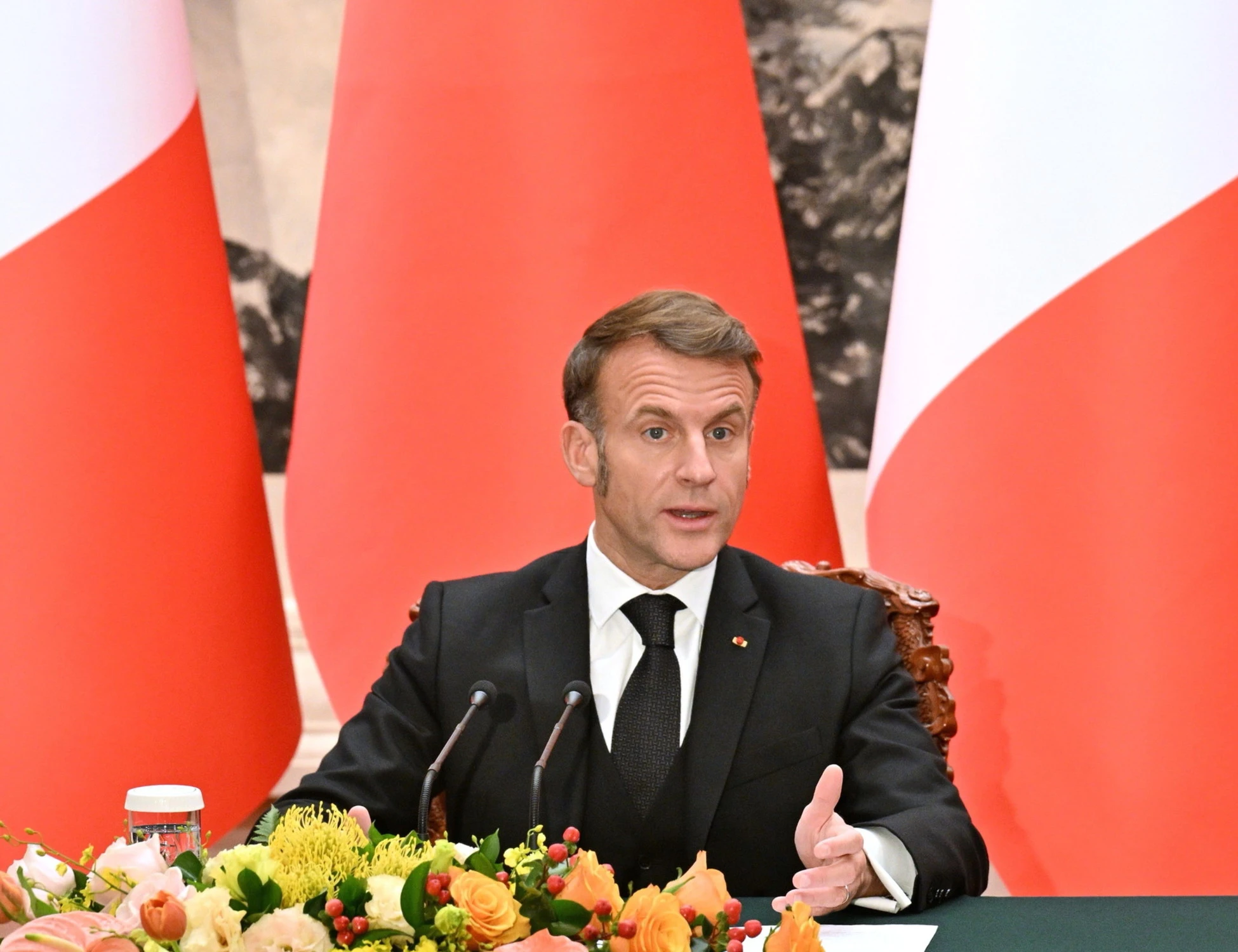 La guerra in Ucraina e le follie di Macron